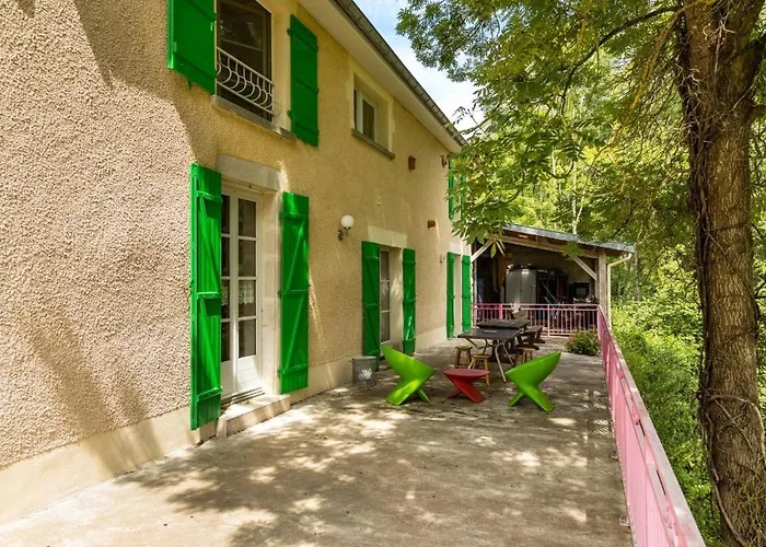 Dhotes Jolie Vache Deguisee En Fleur 3* Soulosse-sous-Saint-Elophe